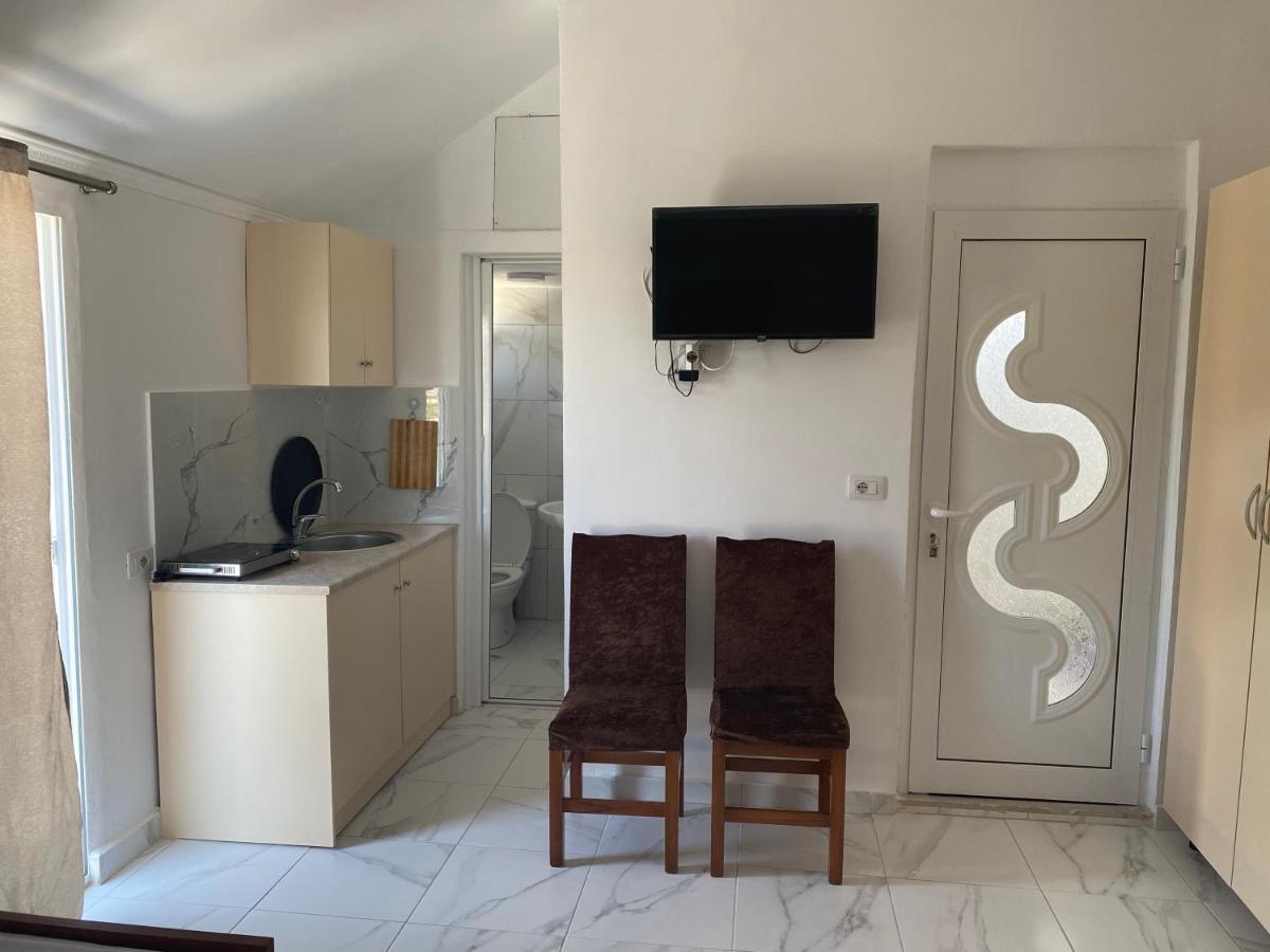 Vila Avni Likometi Ksamil Extérieur photo